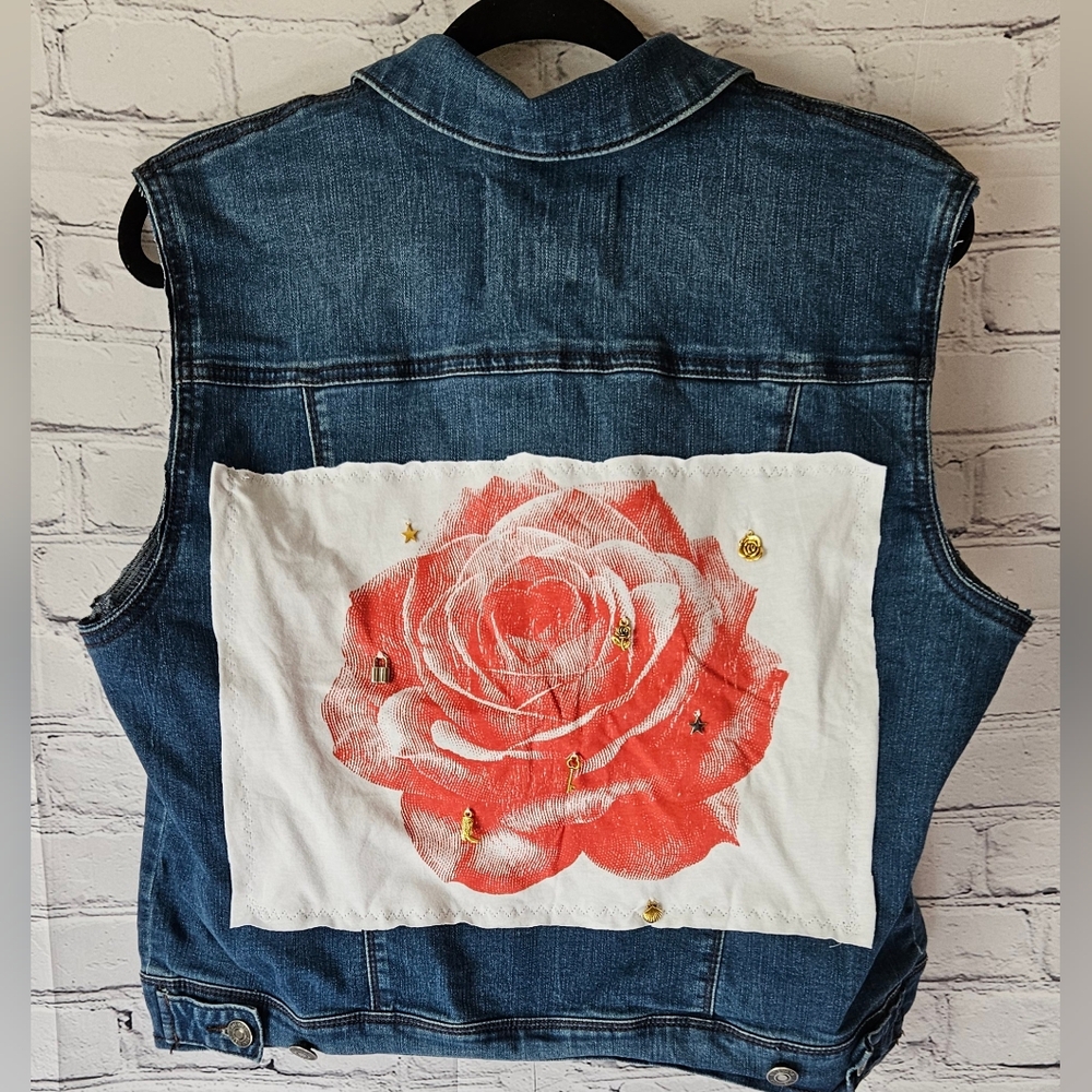 UPCYCLED Denim Vest Sz Large